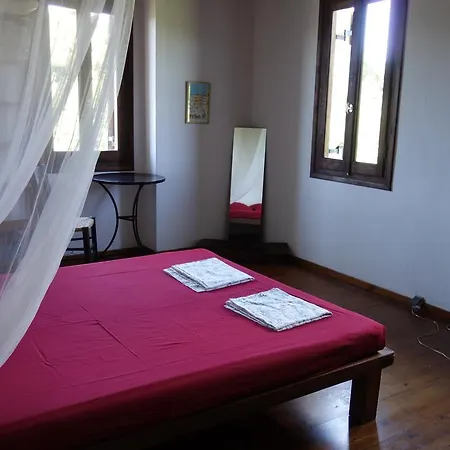 Holiday home Traditional Stonehouse Potistika