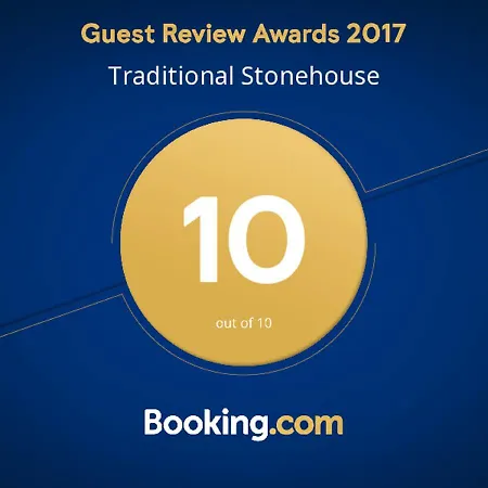 Traditional Stonehouse * Potistika