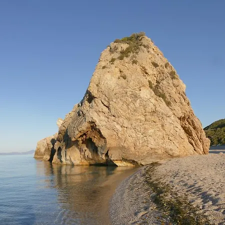 Traditional Stonehouse Feriehus *