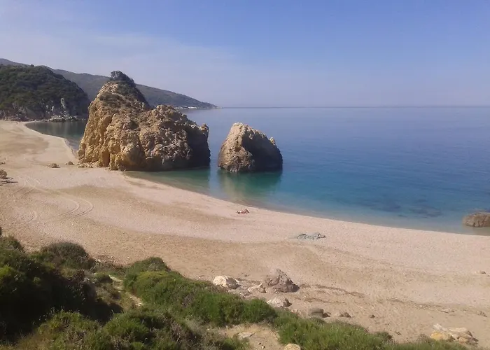 Semesterbostad Traditional Stonehouse