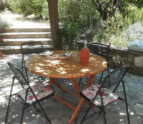 Traditional Stonehouse *