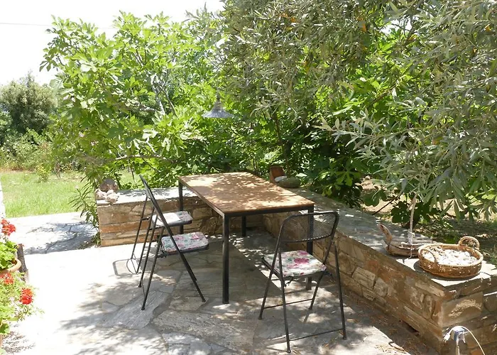 Traditional Stonehouse * פוטיסטיקה