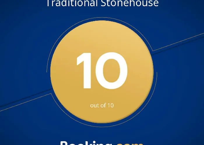 Traditional Stonehouse * Potistika